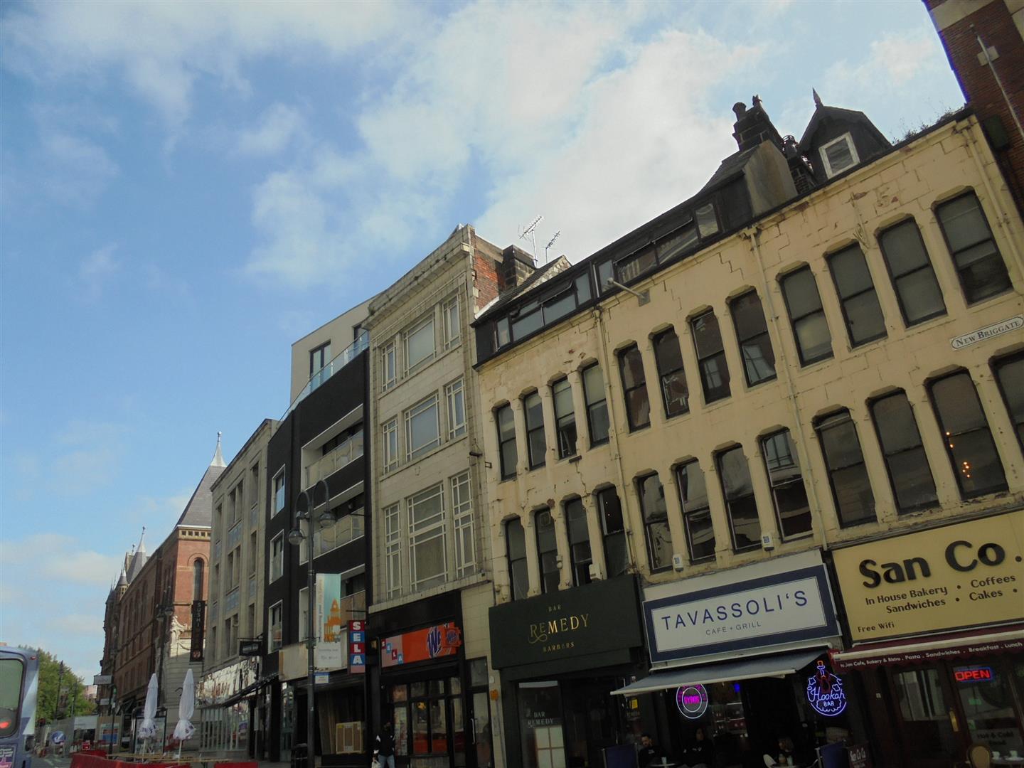 2 bed property in New Briggate, Leeds